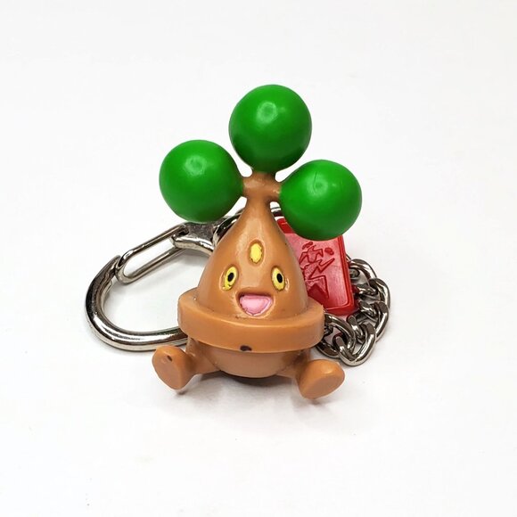 Pokemon Nintendo Bonsly Keychain Zipper Pull Bag Clip 2007 - Picture 3 of 4